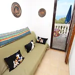 And By The Sea Povljana, Pag - 6476 בית הארחה 3*
