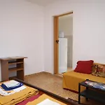 And By The Sea Povljana, Pag - 6476 ゲストハウス 3*