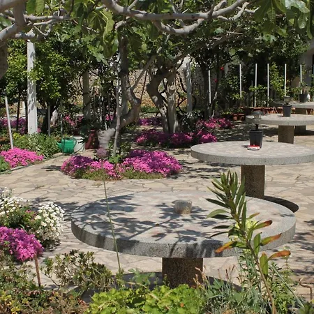 Гостевой дом And By The Sea Povljana, Pag - 6476 3*