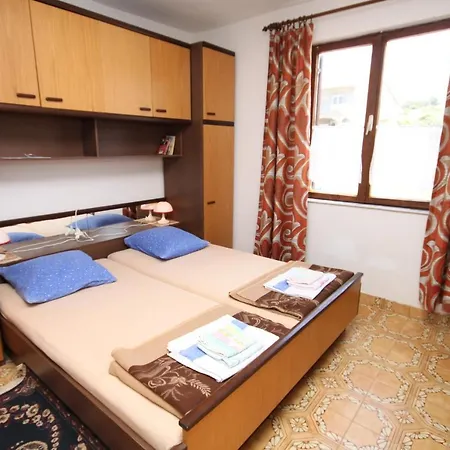 Гостевой дом And By The Sea Povljana, Pag - 6476