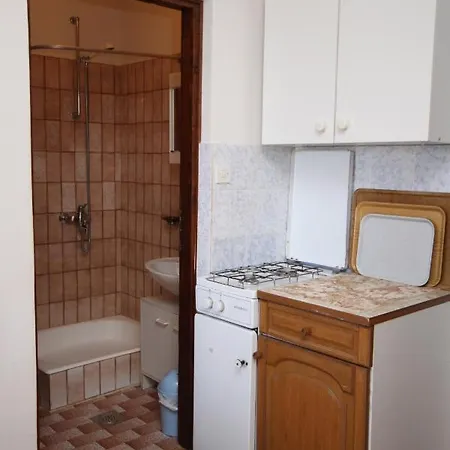 Гостевой дом And By The Sea Povljana, Pag - 6476 Повляна