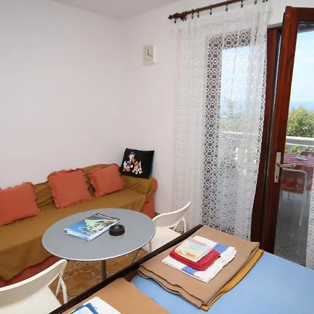 Гостевой дом And By The Sea Povljana, Pag - 6476 Повляна