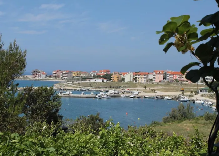 And By The Sea Povljana, Pag - 6476 招待所 3*