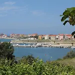 And By The Sea Povljana, Pag - 6476 ゲストハウス 3*